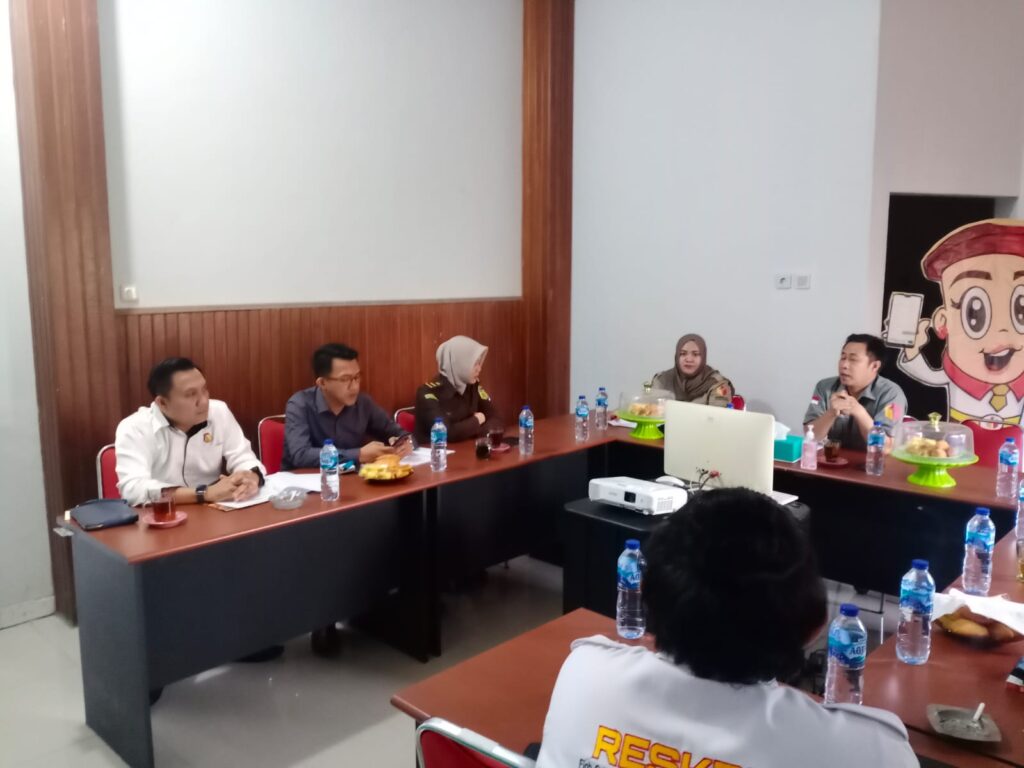 rapat bawaslu